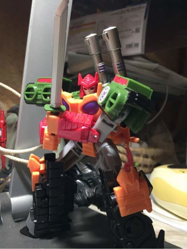 Bludgeon! In Hand Images Of Robots In Disguise Combiner Force Warrior Class Figure  (3 of 16)